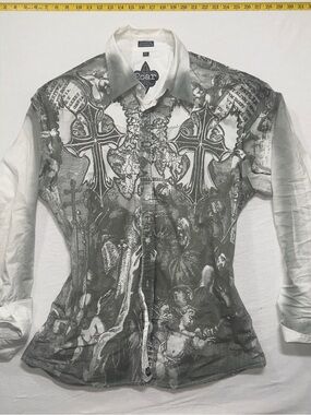 Y2K Roar Men’s White and Gray Graphic Button-Up Shirt